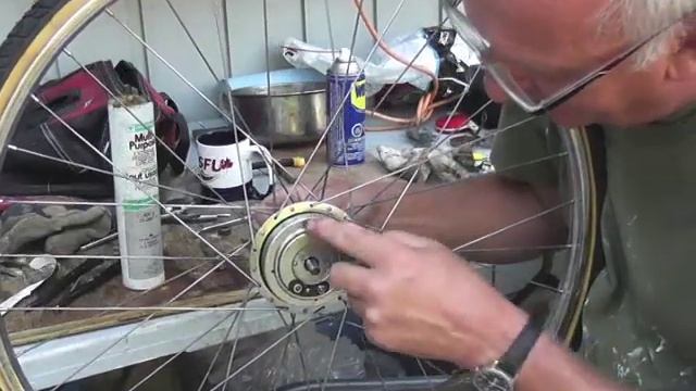HOW TO REPAIR A BICYCLE DYNAMO #2 смотреть онлайн