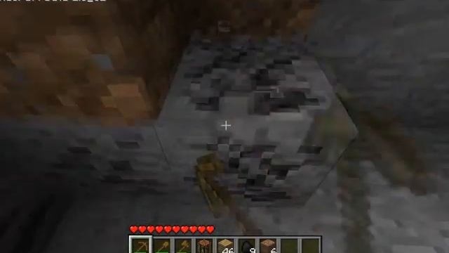 Minecraft Tutorial: The Beginning of a Minecraft Game (How to Begin) смотреть онлайн