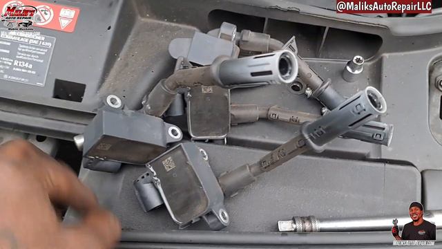 TUNE-UP- SPARK PLUGS | 2013 MERCEDES BENZ CLS550 | Howto/Diy смотреть онлайн