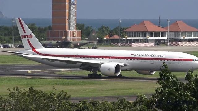 GARUDA INDONESIA (Indonesia Government) Boeing 777-300ER, Planespotting At Bali Airport (DPS/WADD)