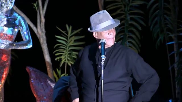 Francis Dey in Mexico смотреть онлайн