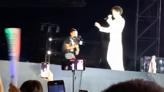 Dimash-Ave Maria -fancam--Almaty?