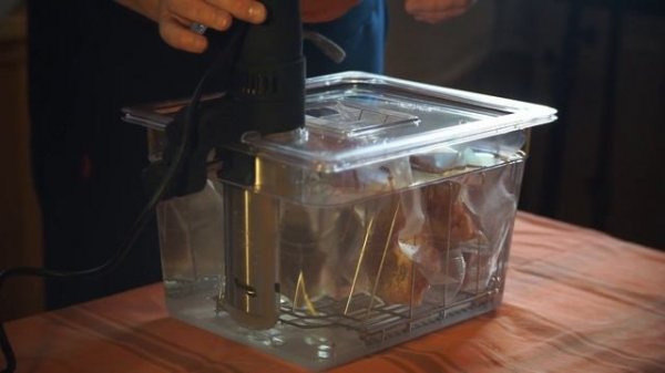 Свиные стейки сувид