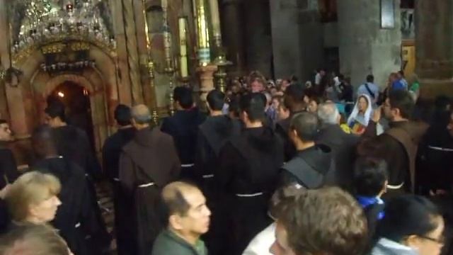 Иерусалим храм гроба господня - Паломников Кувуклия смотреть онлайн