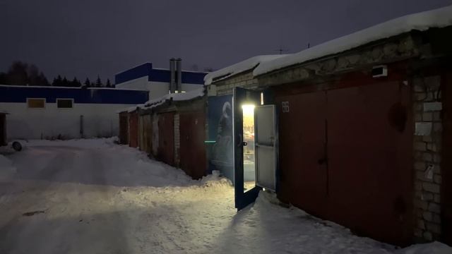 ЗАПУСК МОТОЦИКЛА ЗИМОЙ смотреть онлайн
