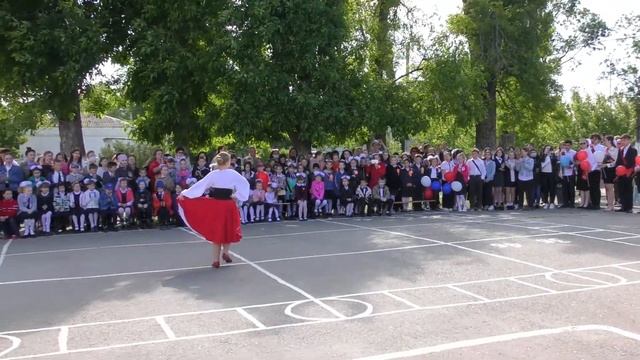Последний звонок *11 А* класса MБОУ СОШ №20 ( Крымск 21.05.2022) смотреть онлайн