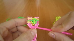 Браслет из резинок Тротуар ? Как плести браслет из резинок Rainbow loom ? БЕЗ СТАНКА ?