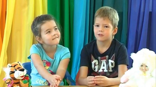 Словарики. Почему осенью падают листья? Зачем нужны витамины? смотреть онлайн