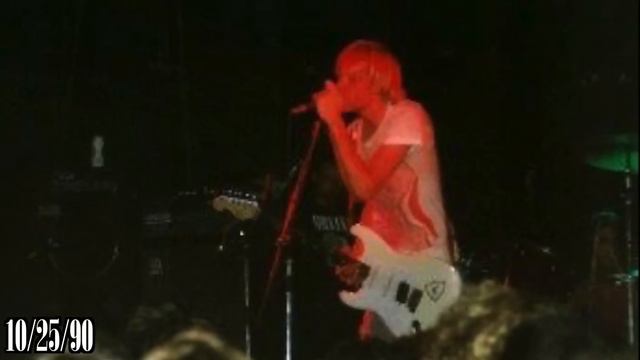 The K Records Strat: Kurt Cobain's Most Interesting Stratocaster? | Nirvana Guitar History Episode смотреть онлайн