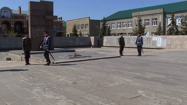 Казаки у Вечного огня смотреть онлайн
