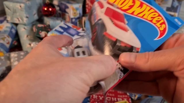 Unboxing Diecast Cars Unboxing Trucks Opening Christmas Gifts Diecast Car And Other Vehicles