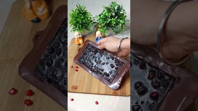 Viral Chocolate Recipe 😳💃🍫| #pomegranate #cadbury #viral #trending #youtubeshort #rusaskitchen смотреть онлайн