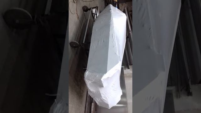 Вот как отправляет алюминиевую лодку свои товары из Владивостока по всей России смотреть онлайн