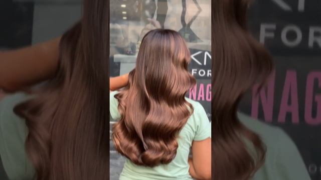 Obsessed with brown hair…?#brunettebalayage #frenchbalayage #bestoftheday #teamwork #schwarzkopf смотреть онлайн