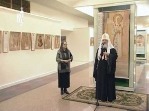 Патриарх открыл выставку «Свет фресок Дионисия - миру»