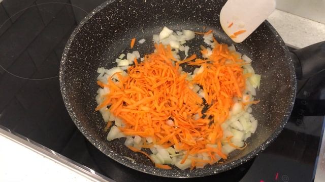 Тыква, тушенная со свининой. смотреть онлайн