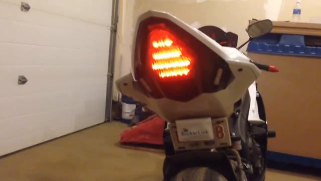 2012 Yamaha R6 Hotbodies Undertail смотреть онлайн