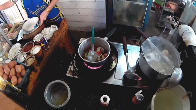 Как приготовить самый вкусный тайский суп Том Ям Кунг. смотреть онлайн