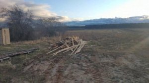 ОБЗОР УЧАСТКА 10 МЕСЯЦЕВ СПУСТЯ! ХОЗПОСТРОЙКИ СВОИМИ РУКАМИ! СТРОЙКА НА УЧАСТКЕ!