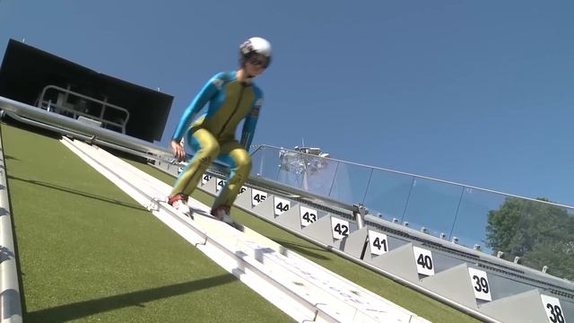 Women Skiers Test the Jumping Complex in Sochi (Sochi, Olympstroy) смотреть онлайн