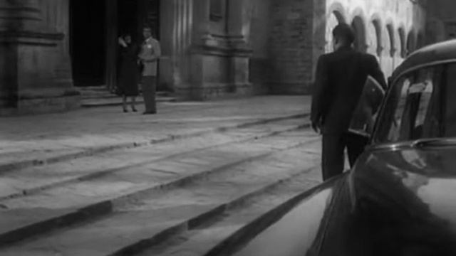 Пример общественного заговора (отрывок из фильма «Он» (1953)) смотреть онлайн