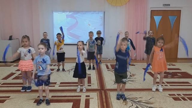 Акция "Синяя лента апреля" МАДОУ "Детский сад №1" г. Тобольска смотреть онлайн