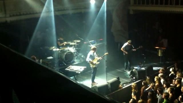 Bombay Bicycle Club performing live @ Paradiso Amsterdam 29/11/2011 смотреть онлайн