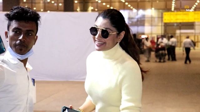 Vighnaharta Ganesh | Akanksha Puri Approached to play Maa Parvati again,As She Snapped @ Airport смотреть онлайн