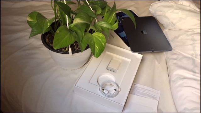 Unboxing iPad Air 2020 sky blue | ايباد اير ٢٠٢٠ смотреть онлайн