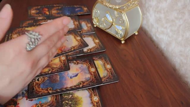 Линия будущего...?Что дальше вас ждет?Чем вас одарит Вселенная... смотреть онлайн