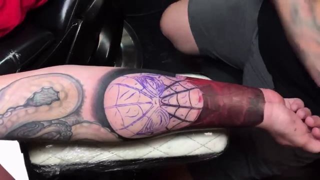 The Process - Nikko Hurtado Tattoos Spiderman on Tony Sklepic смотреть онлайн