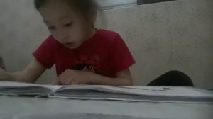 ДЕЛАЮ УРОКИ/СЕГОДНЯ ТРИ УРОКА/ДЕВОЧКА ГИМНАСТКА
