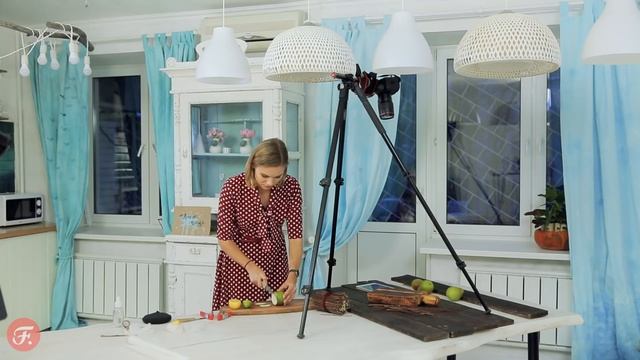 Фуд-фотография с Дарьей Калугиной. Как фотографировать еду. Низкий ключ. Курс от Fotoshkola Black смотреть онлайн