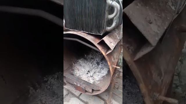 Обзор буржуйки из водонагревателя смотреть онлайн