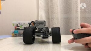 Обзор на машину на пульте управления из Лего техник / v1