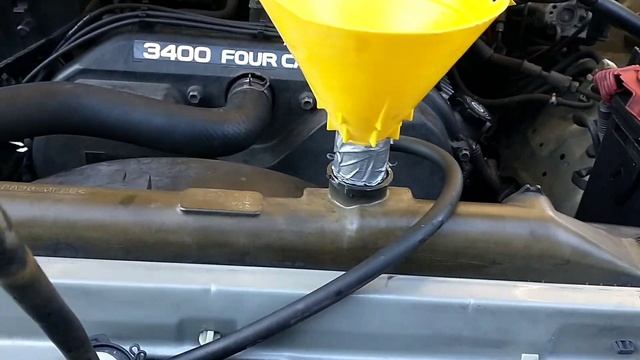 How To Do A Full Radiator Coolant System Flush On Your Car смотреть онлайн