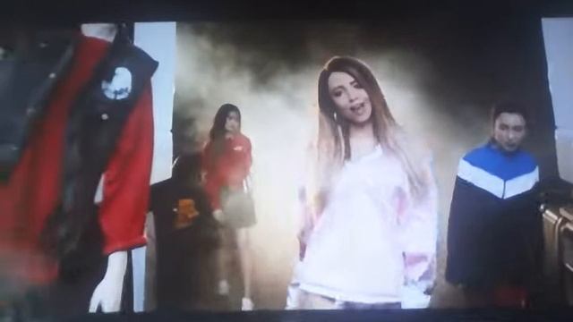 Мама ама Стар смотреть онлайн