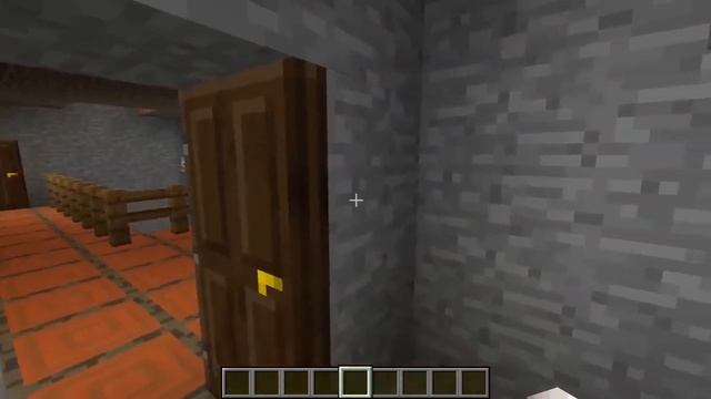 СПРЯТАЛСЯ И ПОЙМАЛ БАБКУ ГРЕННИ В ЛОВУШКУ В РЕАЛЬНОЙ ЖИЗНИ В МАЙНКРАФТ НУБИК В MINECRAFT GRANNY смотреть онлайн