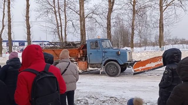 Уборка снега смотреть онлайн