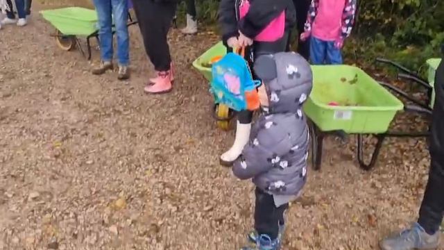 CATTOWS FARM LEICESTER | Halloween farm смотреть онлайн