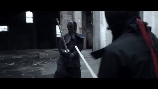 Alex Clare - Too Close (OFFICIAL VIDEO).mp4 смотреть онлайн