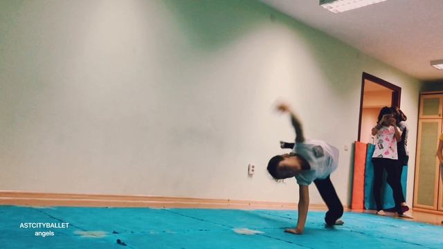 December. 2019. Талант мужает через сопротивление.. #astcityballet смотреть онлайн