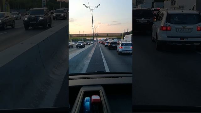 МКАД пробка. Едем вроде не чего. смотреть онлайн