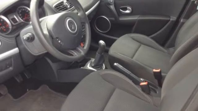 Renault Clio 1.2 TCe 20th Anniversary смотреть онлайн