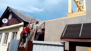 Каркасная пристройка к дому с заменой крыши