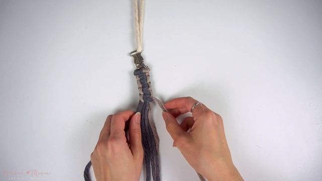 How To Use Color Cord To Make a Macrame Dog Collar In 8 Simple Steps смотреть онлайн