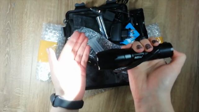 Фонарик 10000 люмен с Китая. Flashlight 10,000 lumens from China. смотреть онлайн