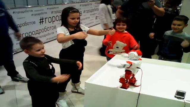 Танцевать как робот смотреть онлайн