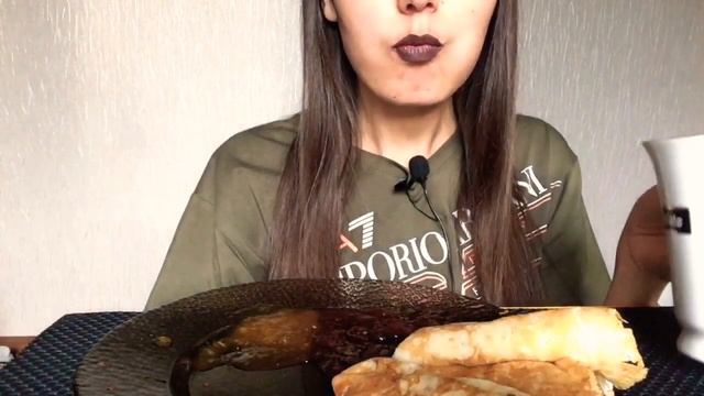 АСМР Блины с вареньем//Pancakes with jam смотреть онлайн