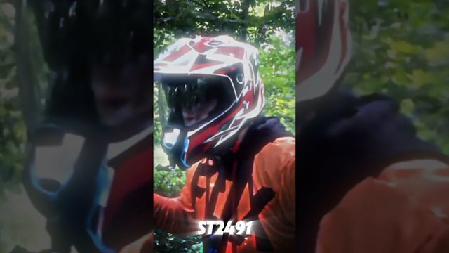 Лёня урыл клоуна смотреть онлайн